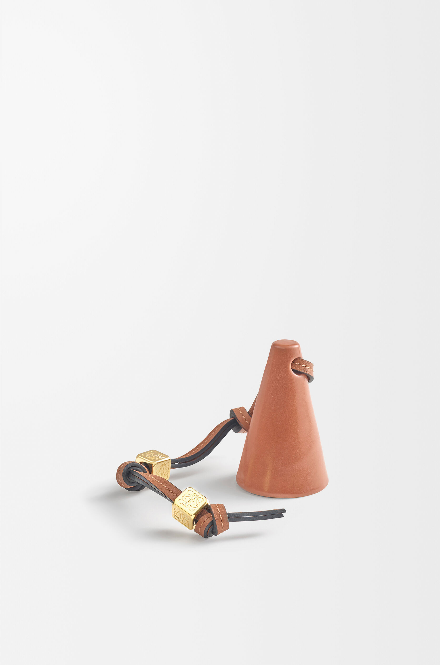 トマトリーフ キャンドル スモール レッド - LOEWE Japan official website