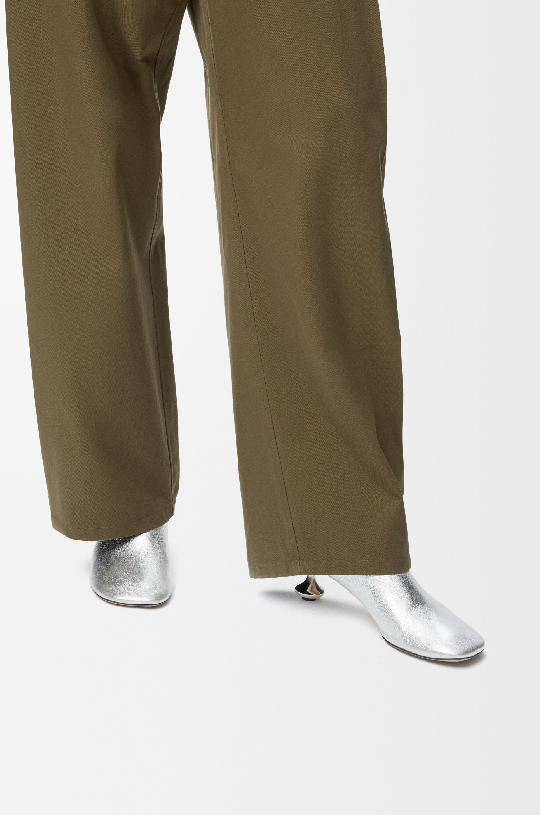 トイ ミュール（ラミネートラム） シルバー - LOEWE Japan official