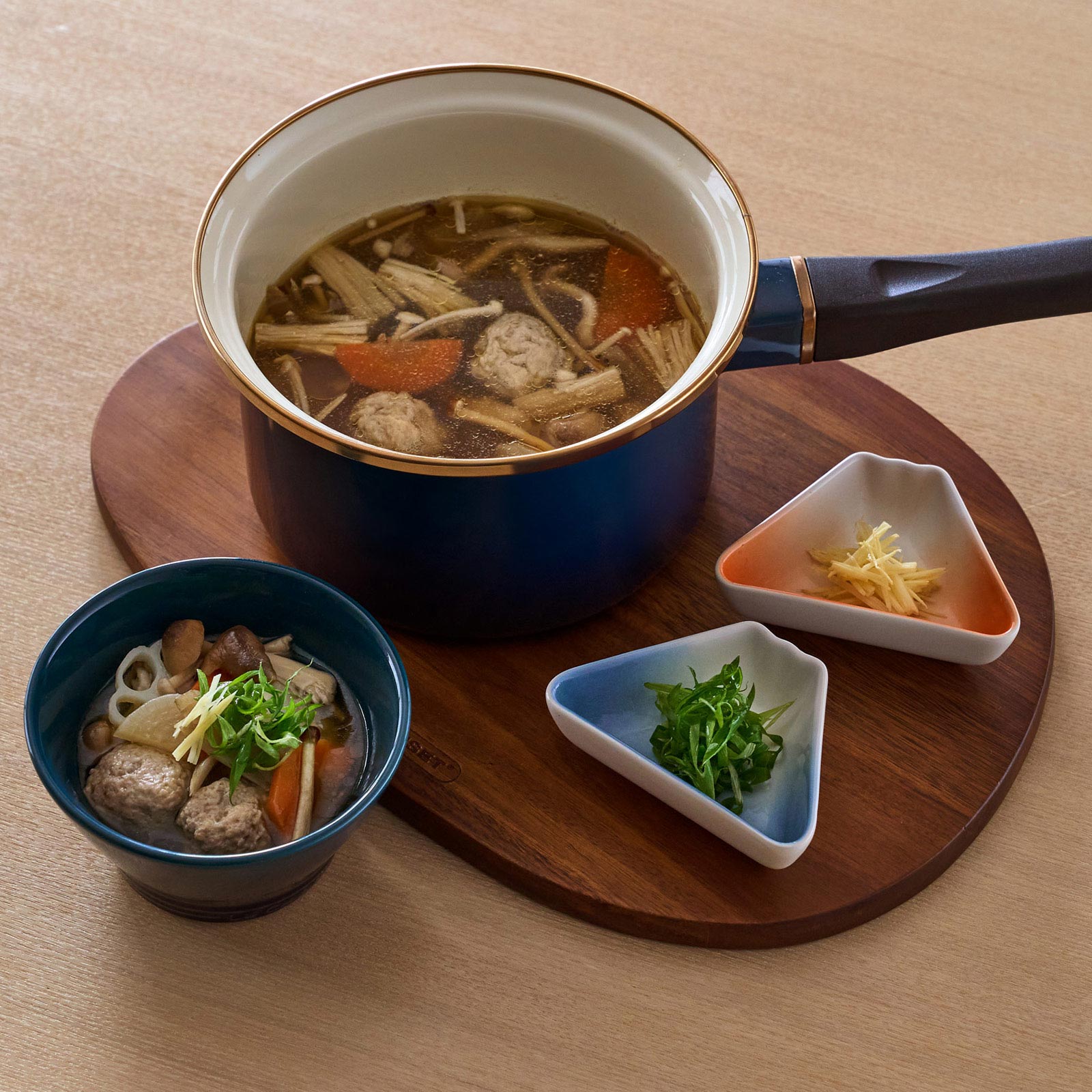 EOS ソースパン 16cm アガベ (ゴールドツマミ) | 片手鍋 ｜ル