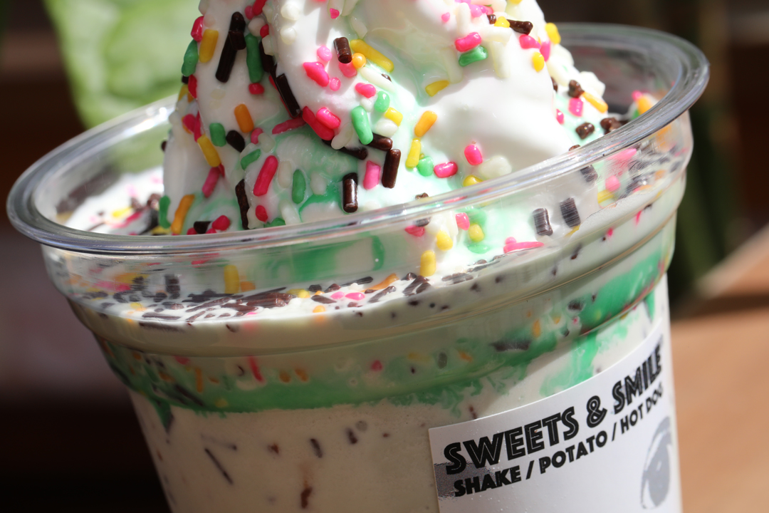 チョコミントシェイク（Chocolate Mint Shake） – LENN CAFE（レンカフェ）