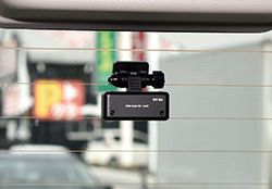 ZDR026】 コムテック 前後2カメラドライブレコーダー ｜ ルロワ