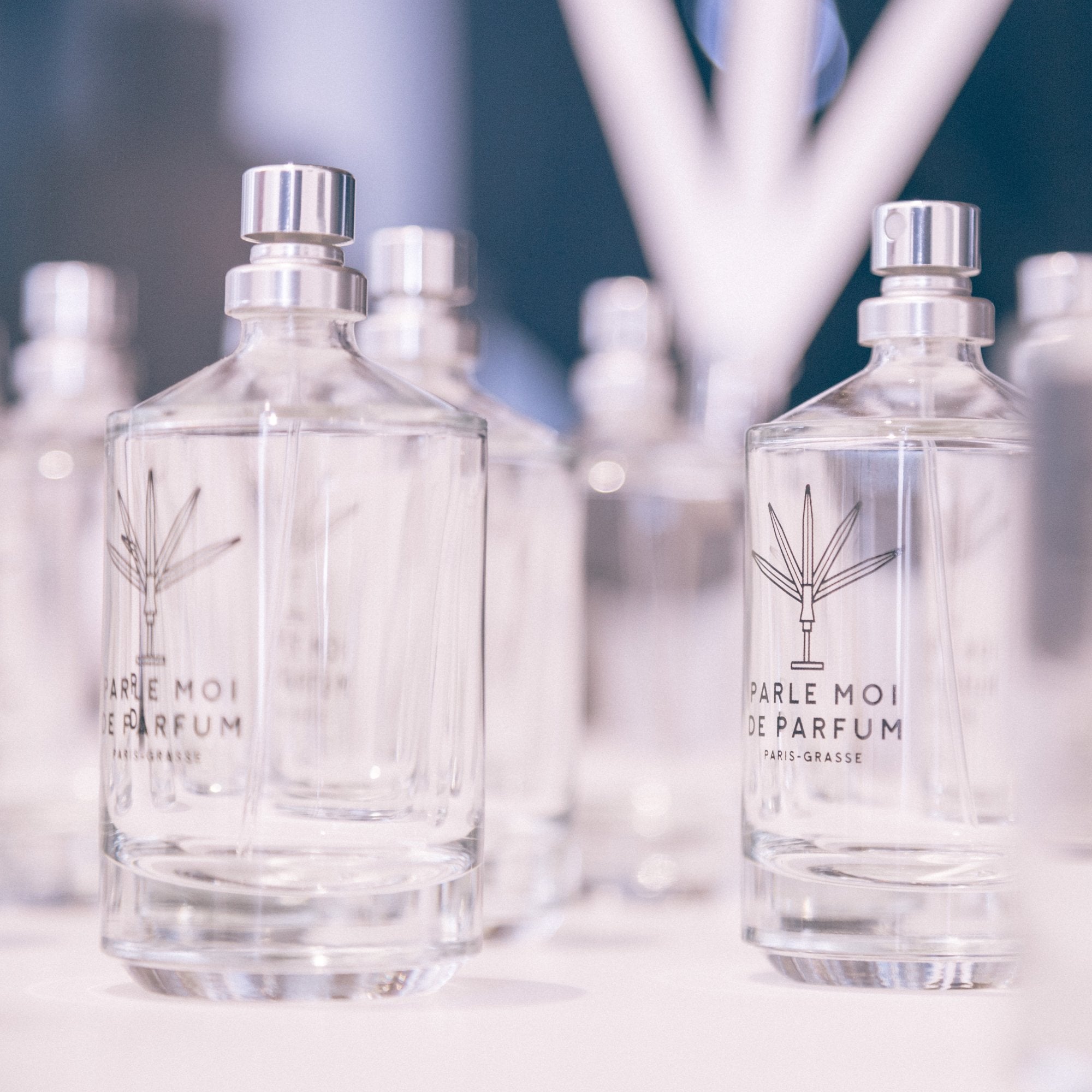 限時値下げ19日まで PARLE MOI DE PARFUM 限時値下げ19日まで PARLE