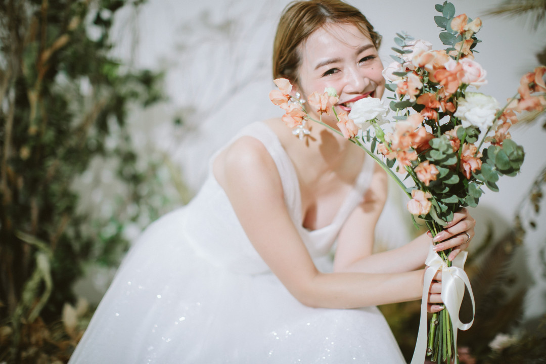 前撮り・フォトウェディングのブーケは必要？和洋装や予算に合わせて