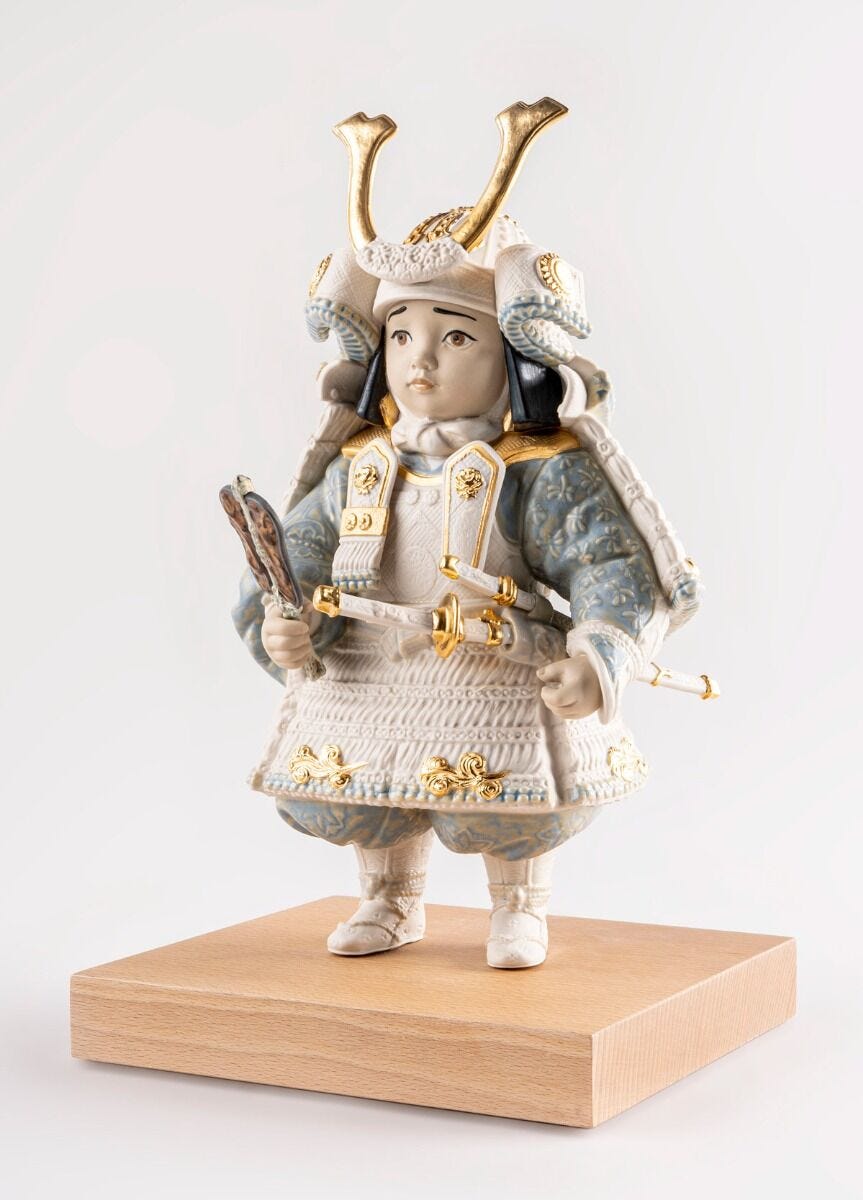 Warrior boy Sculpture. White. Limited Edition | リヤドロ公式オンライン