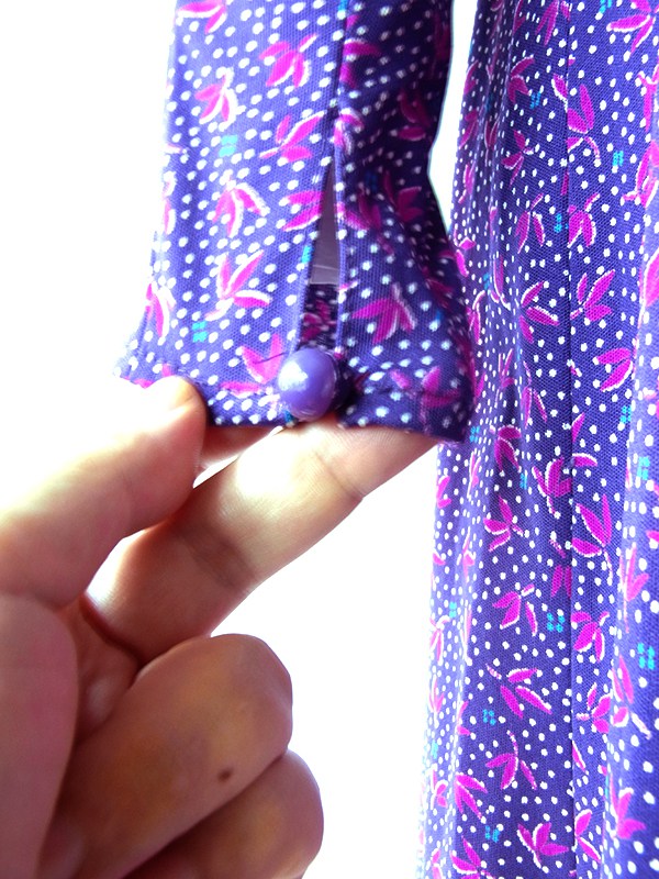 送料無料】フランス買い付け 70年代製 パープル X ドット・花柄 共布