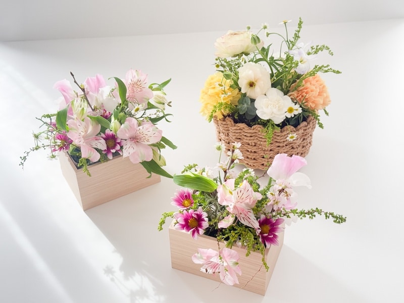 100均アイテムで始める、フラワーアレンジメントのある暮らし【life