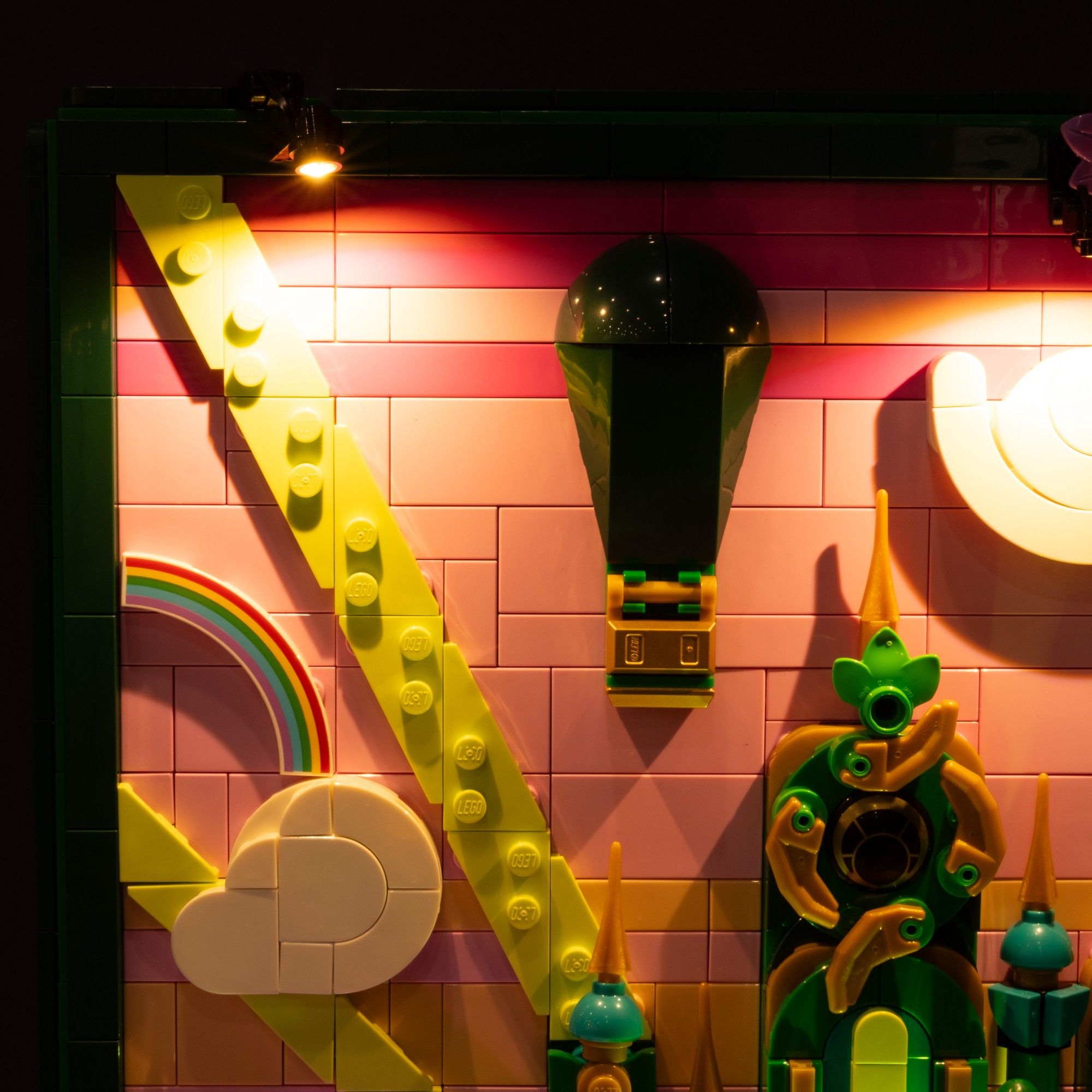 LEGO® Emerald City Wall Art #75685 DIY Light Bundle – Light My