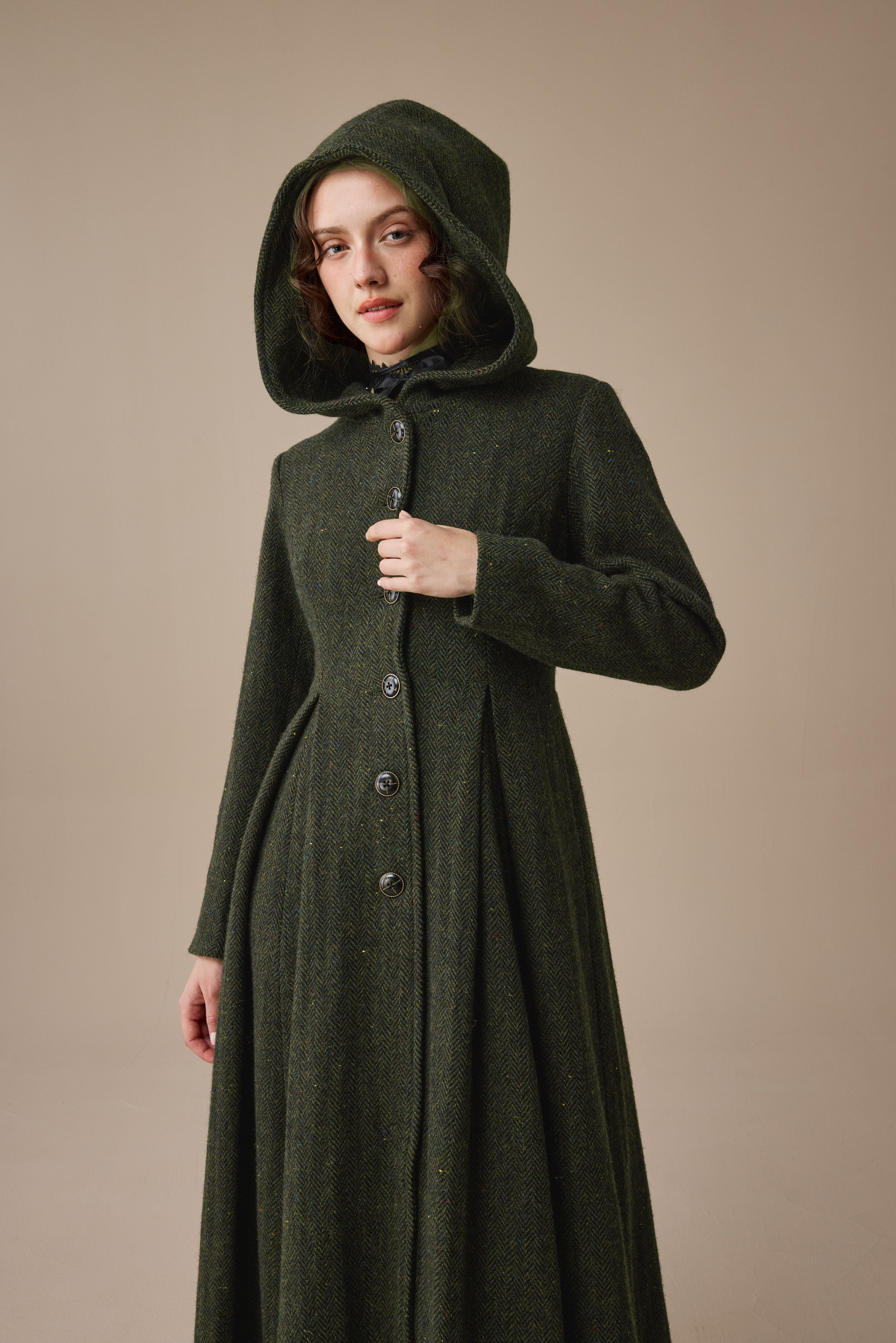 My Fair Lady 26 | Hooded Wool Coat – Linennaive