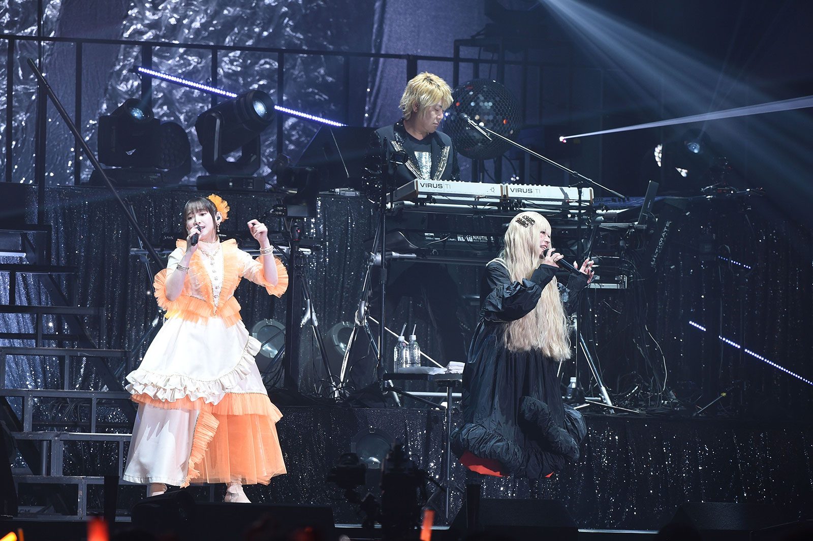fripSideの過去、現在、未来が繋がる――熱狂の一夜となった“fripSide
