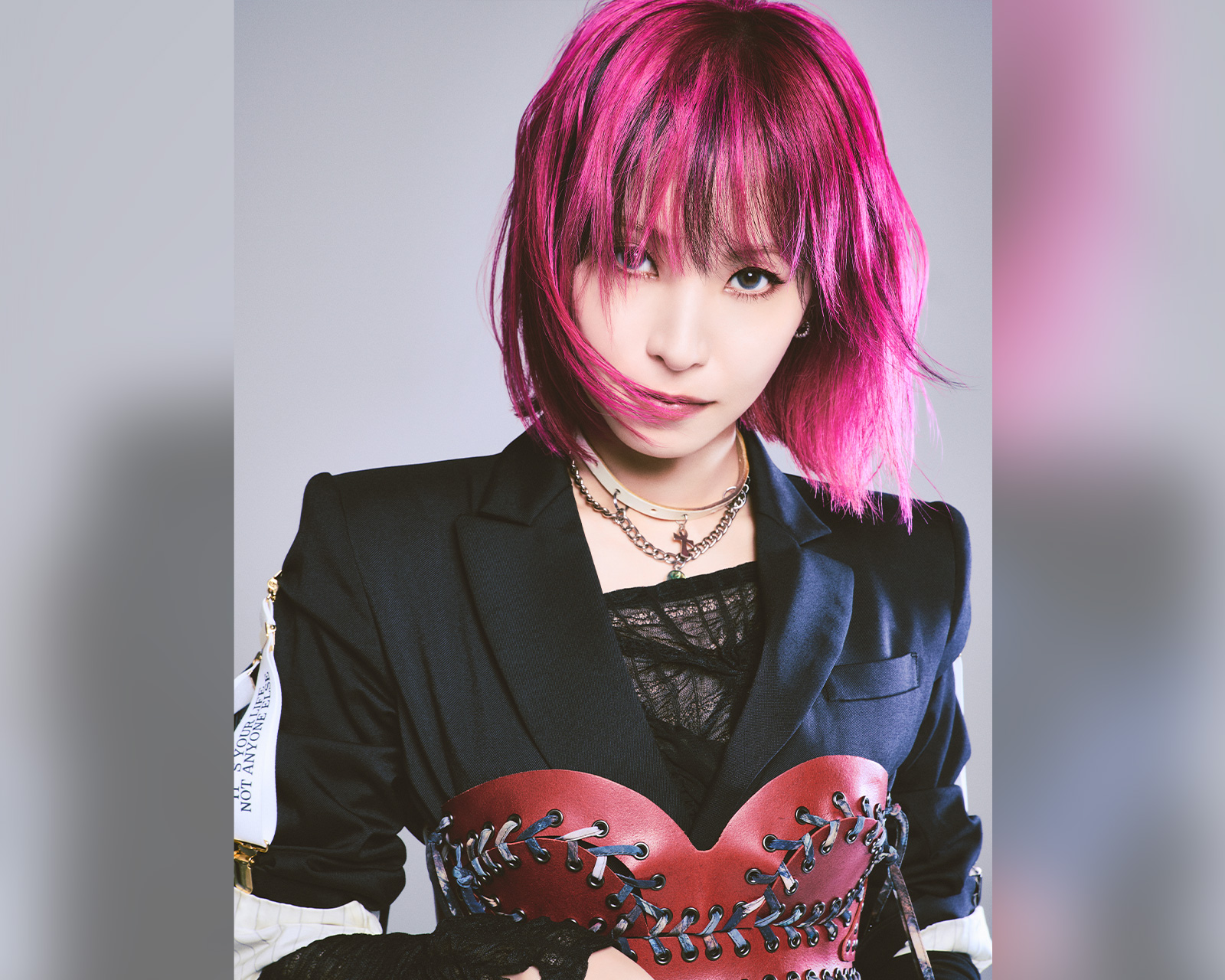 LiSA OFFiCiAL WEBSiTE