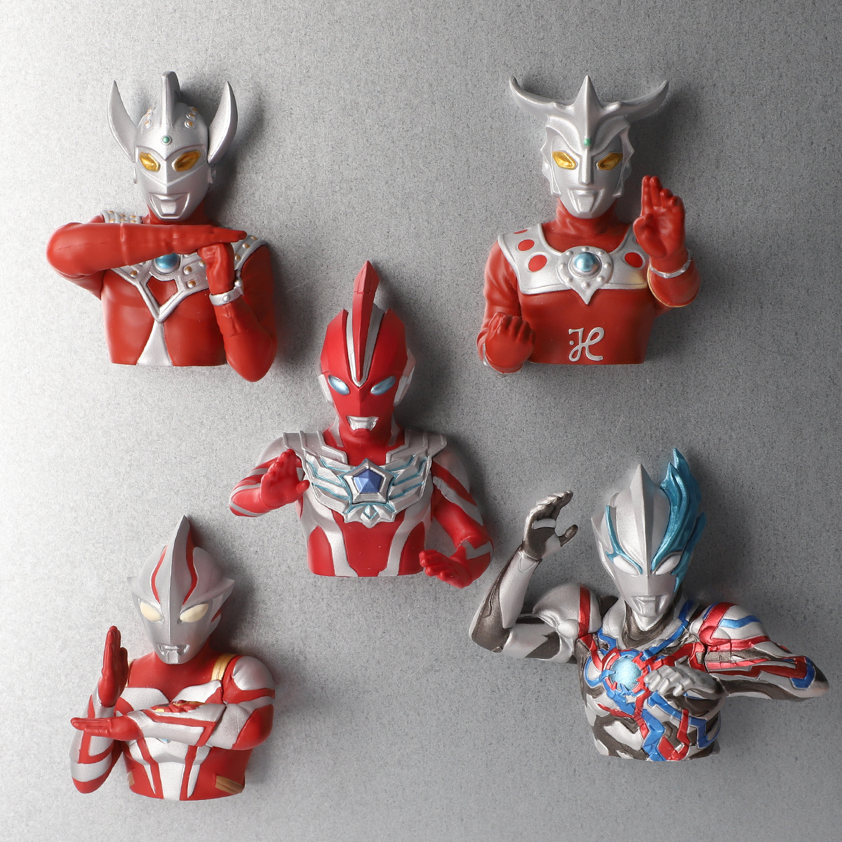 ウルトラマンフィギュアマグネット4 全5種コンプリートセット 35011026