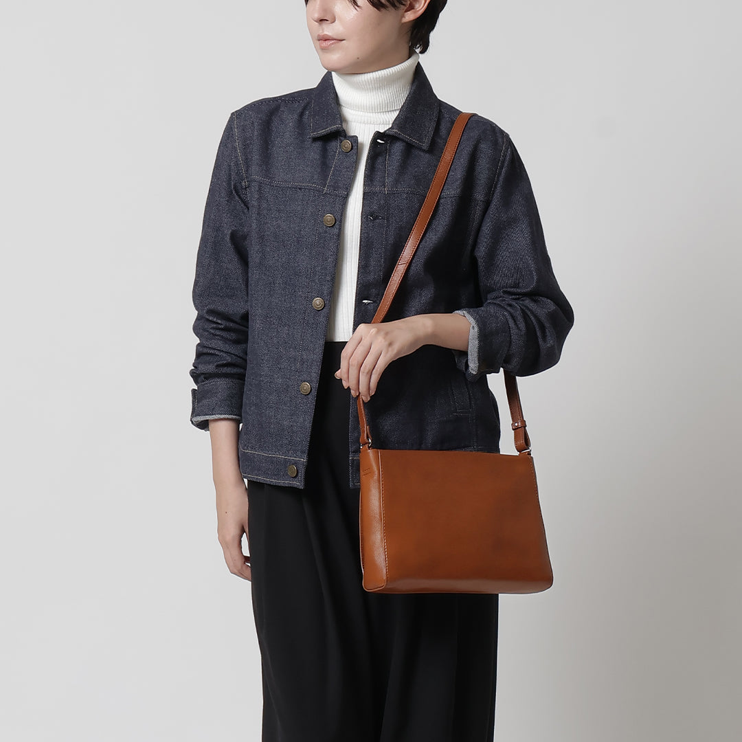 K Small Shoulder – マザーハウス 公式サイト