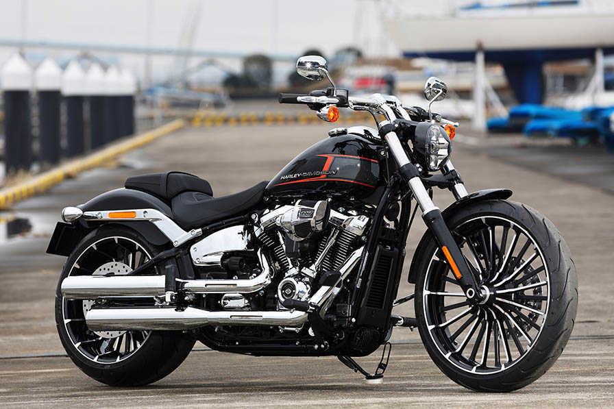 Harley-Davidson BREAKOUT】「ゲテモノ」から「傾奇者」へ 超個性的