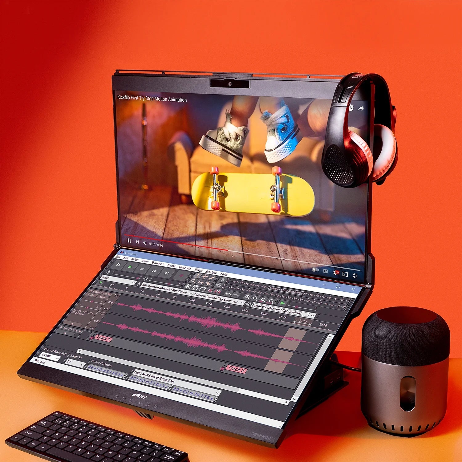 Geminos Series Touch Stacked Dual Screen Monitor for Laptop