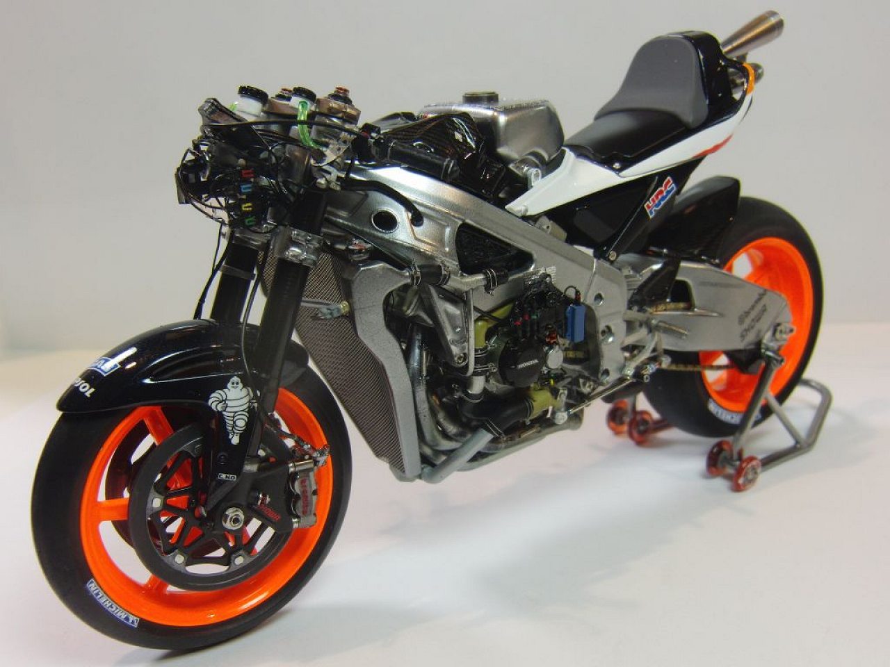 Honda RC211V Tamiya 1/12 scale