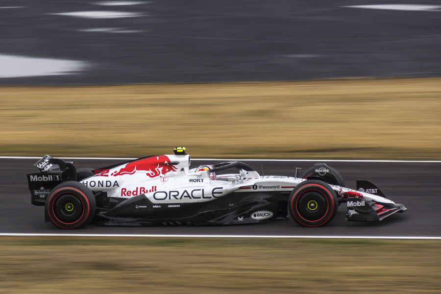 2025 鈴鹿 AMG PETRONAS F1サーキットペーパーウエイト 2025 鈴鹿 AMG