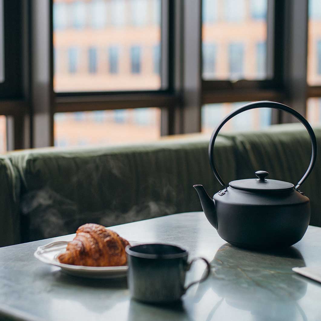BALMUDA Moon Kettle ブラック(ブラック)：ホーム