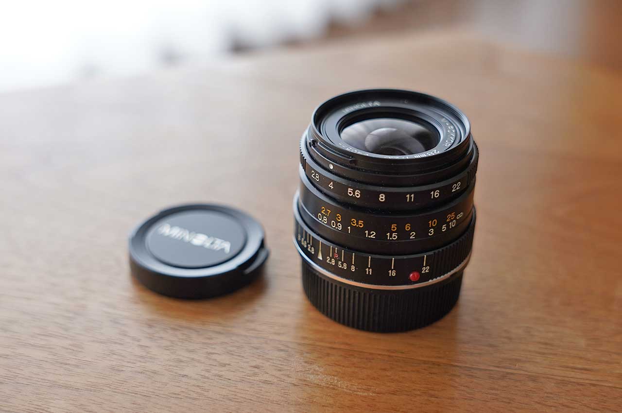 広角オールドレンズ「M-ROKKOR 28mm f2.8」購入レビュー。デザインの
