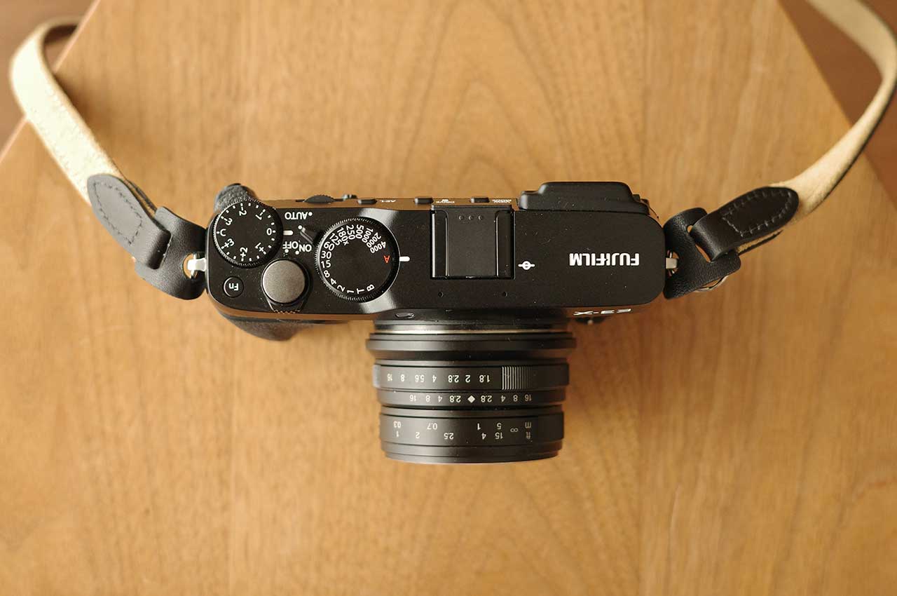 作例あり】七工匠 7Artisans 25mm F1.8の2年使用レビュー。エモくて