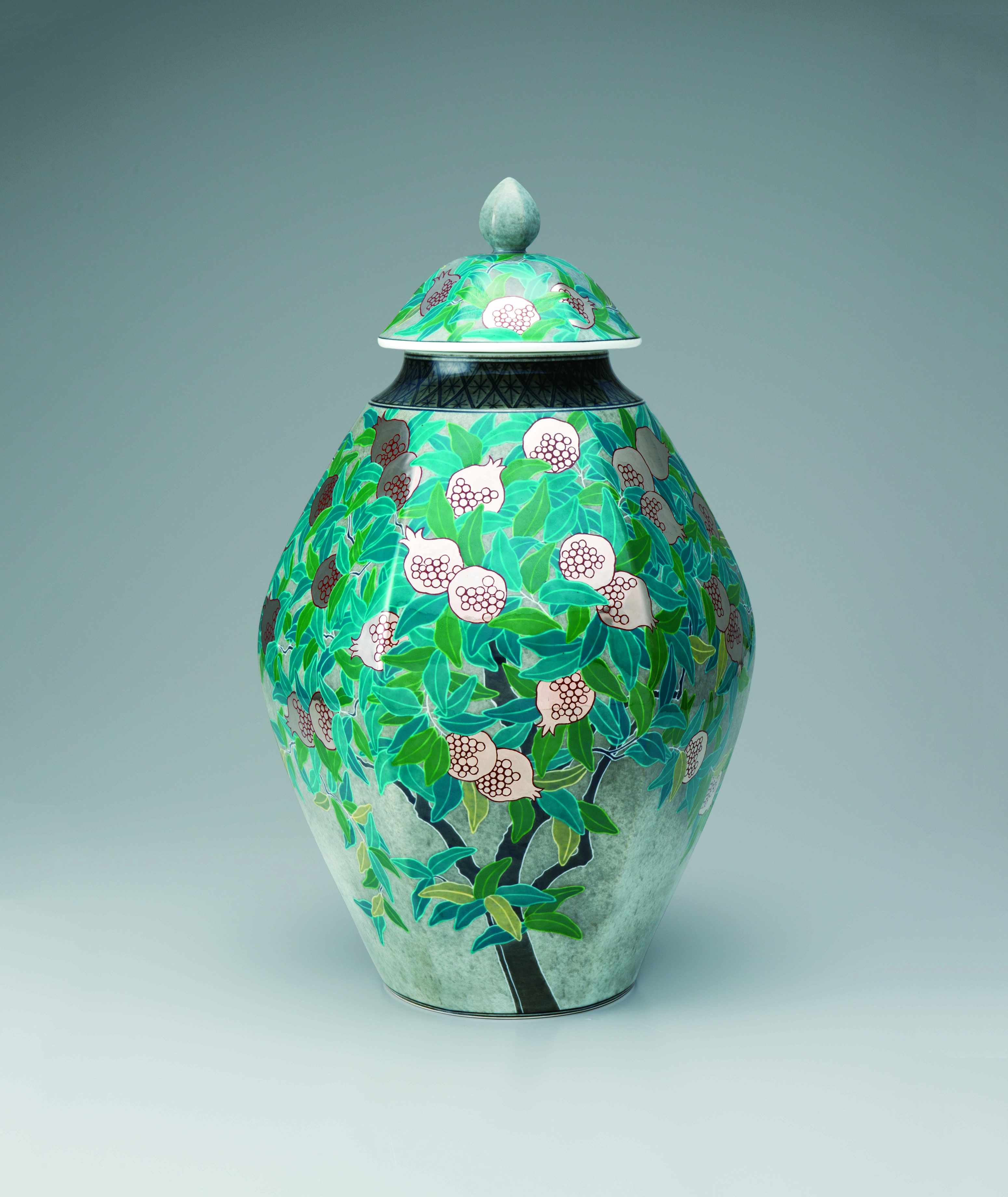 今右衛門の色鍋島－煌めく人間国宝の技と美、そのルーツ - 兵庫陶芸