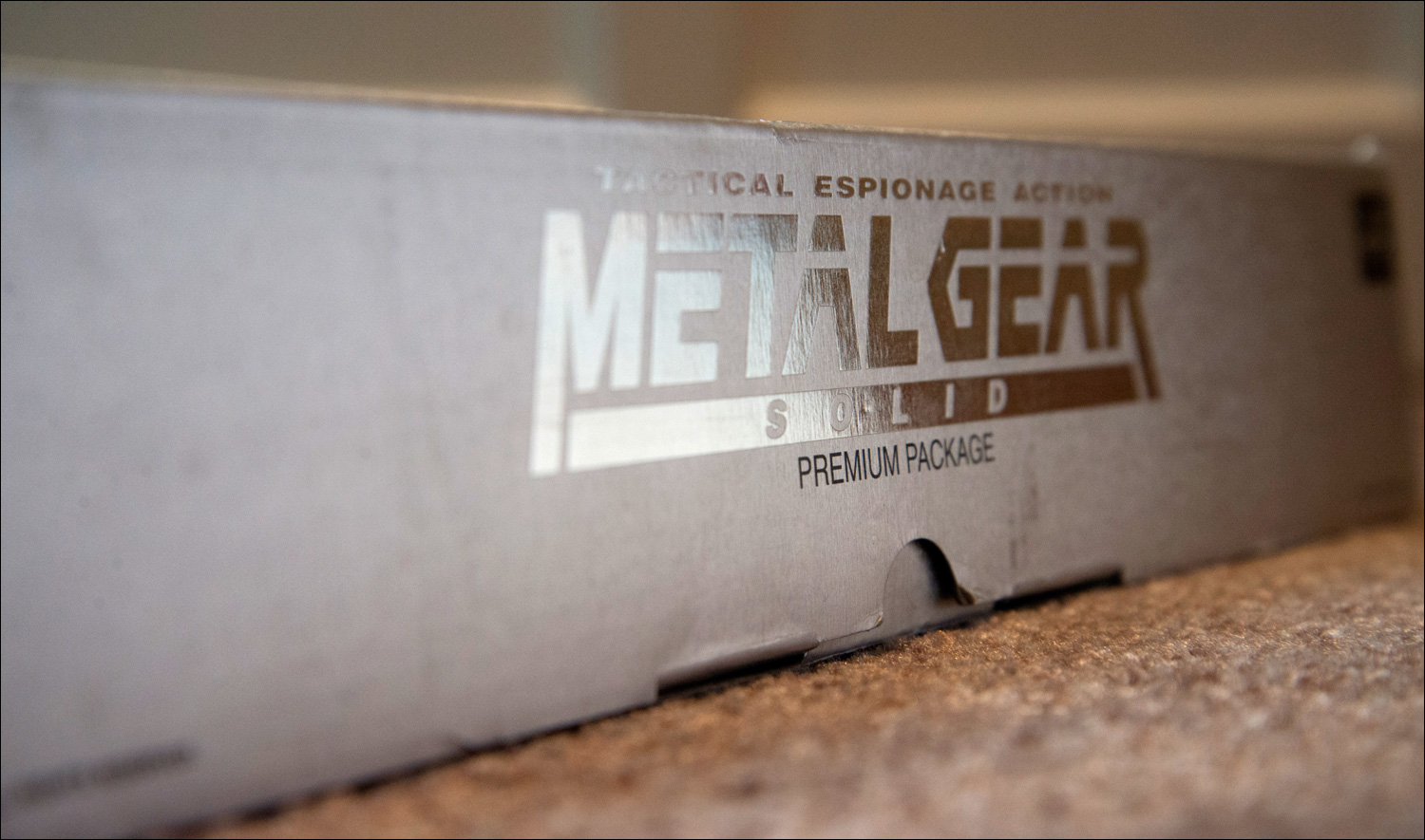 Close Up: Metal Gear Solid Premium Package - Metal Gear Informer