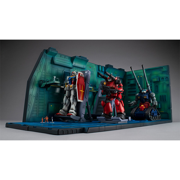 Realistic Model Series 機動戦士ガンダム（1/144HGシリーズ用