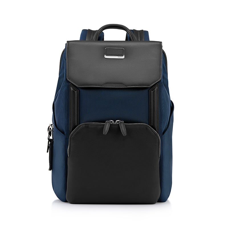 最高のビジネスバッグが誕生！ TUMI〈トゥミ〉の「JARVIS」をスーツや