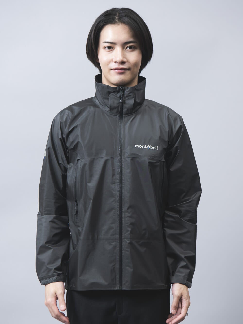 モンベルの「黒いゴアテックスジャケット」を徹底比較してみた！服の