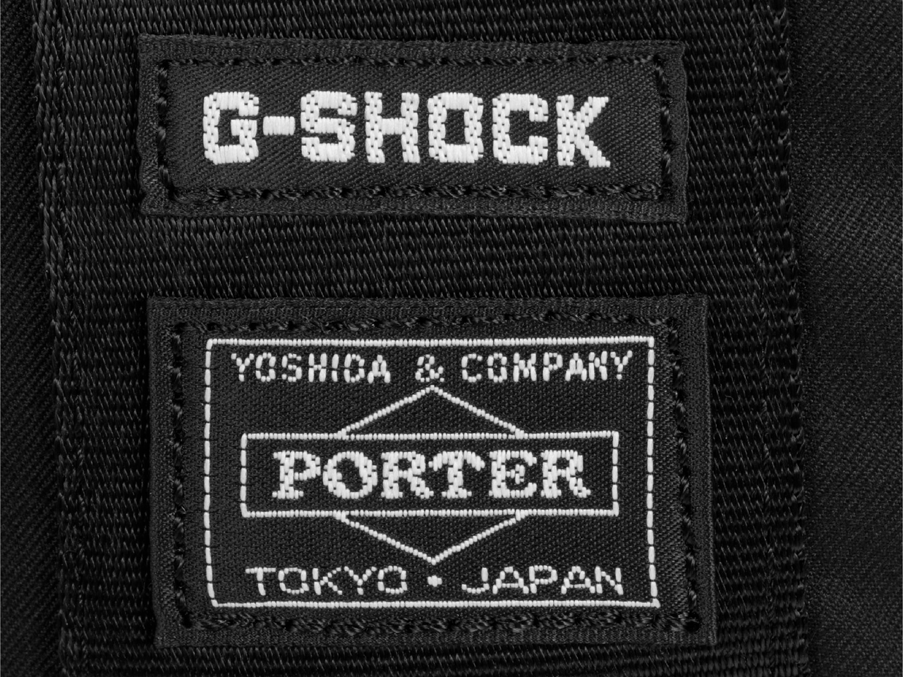 完売必至ビッグコラボ】ソリッドな黒ウォッチと黒バッグがセットに