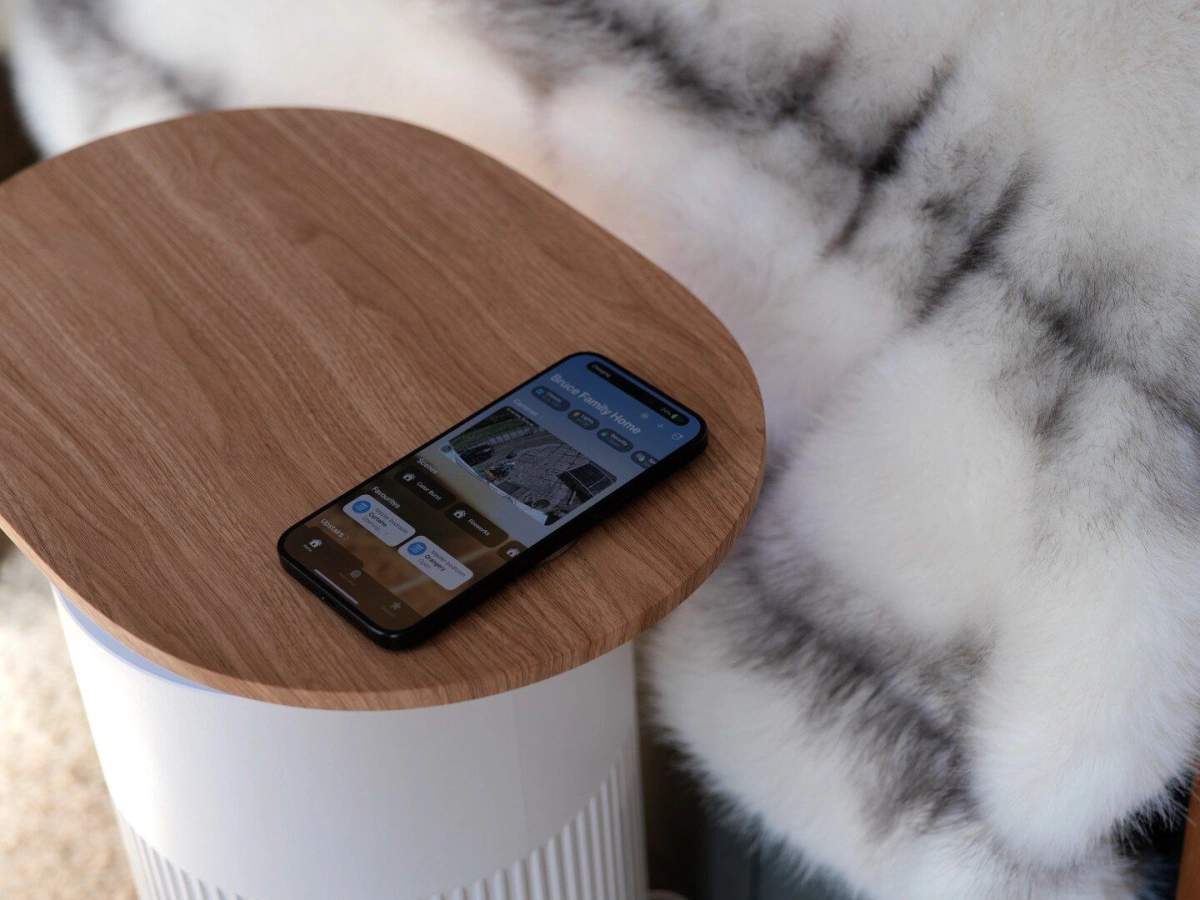 SwitchBot Air Purifier Table review: genius dual function AND