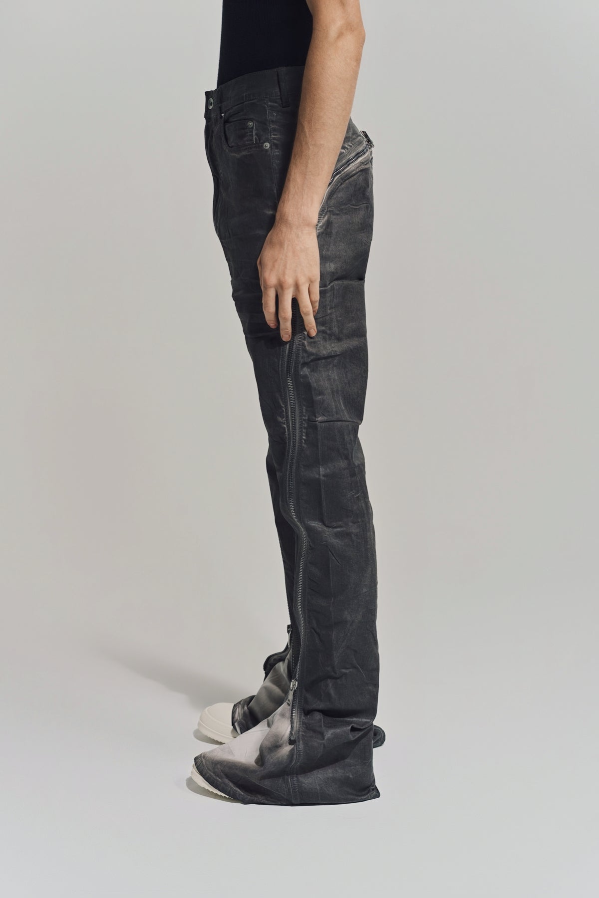 RICK OWENS DRKSHDW | BOLAN BANANA JEANS
