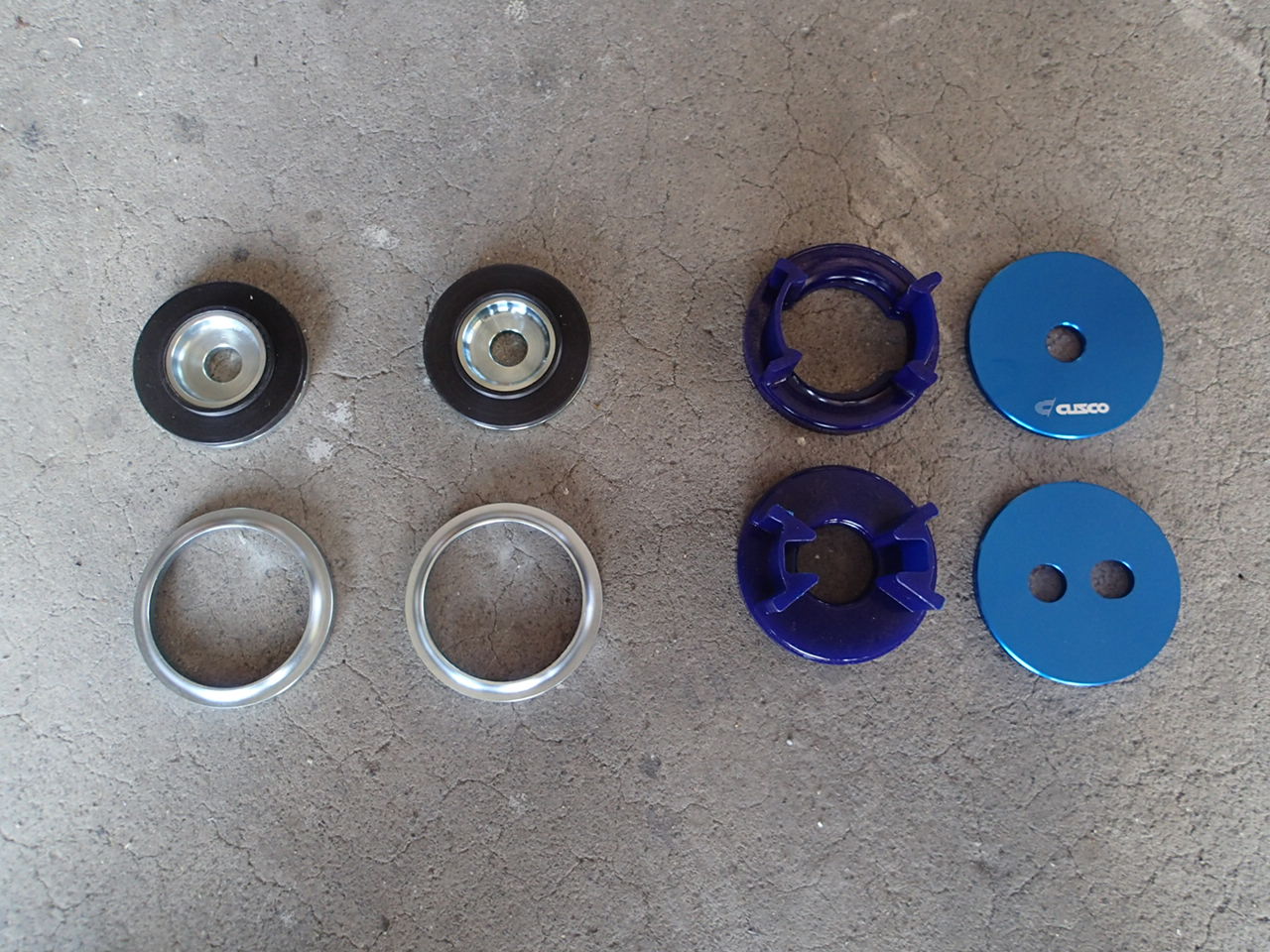 86 クスコ デフマウントカラー取り付け - 前島自動車 鈑金塗装・自動車