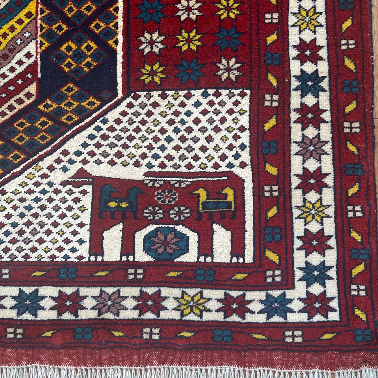 動物達の楽園】手織りシルクペルシャ絨毯 鳥獣双樹 未使用極上品 動物