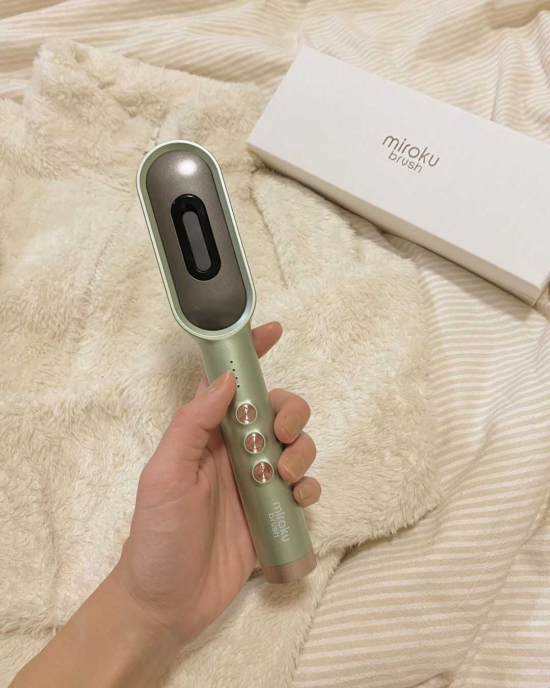 楽ちんおうちエステ！EMS美顔器「miroku brush（ミロクブラシ