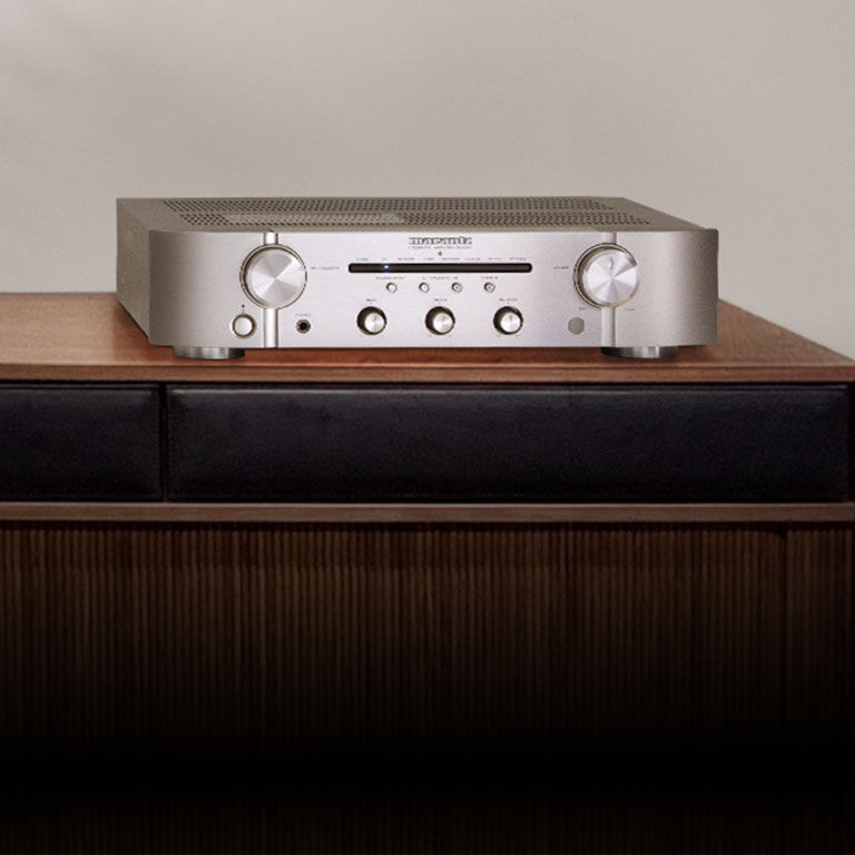 PM6007 - プリメインアンプ | Marantz - 日本