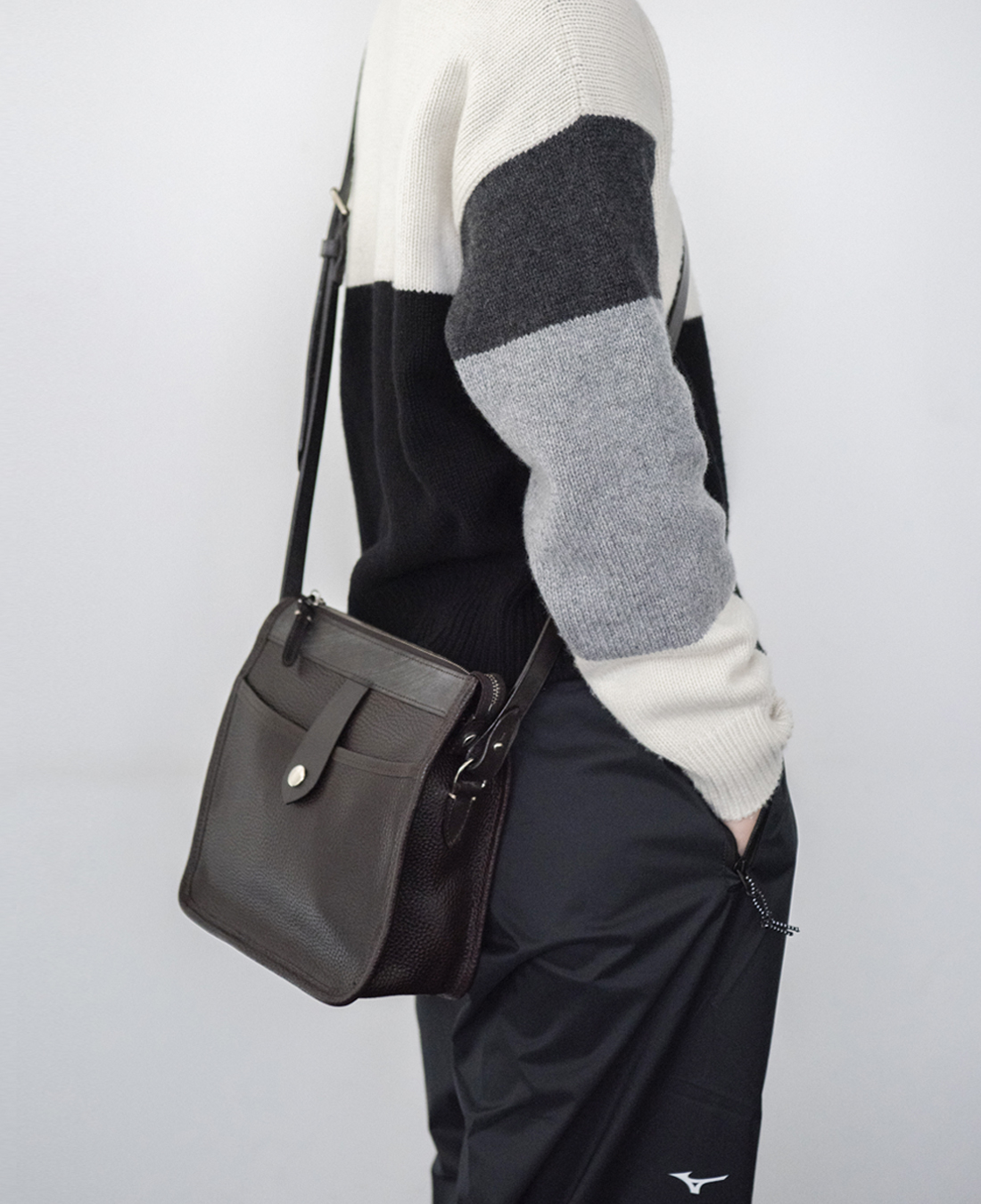 神南店から限定レザーバッグのご紹介 | MARGARET HOWELL