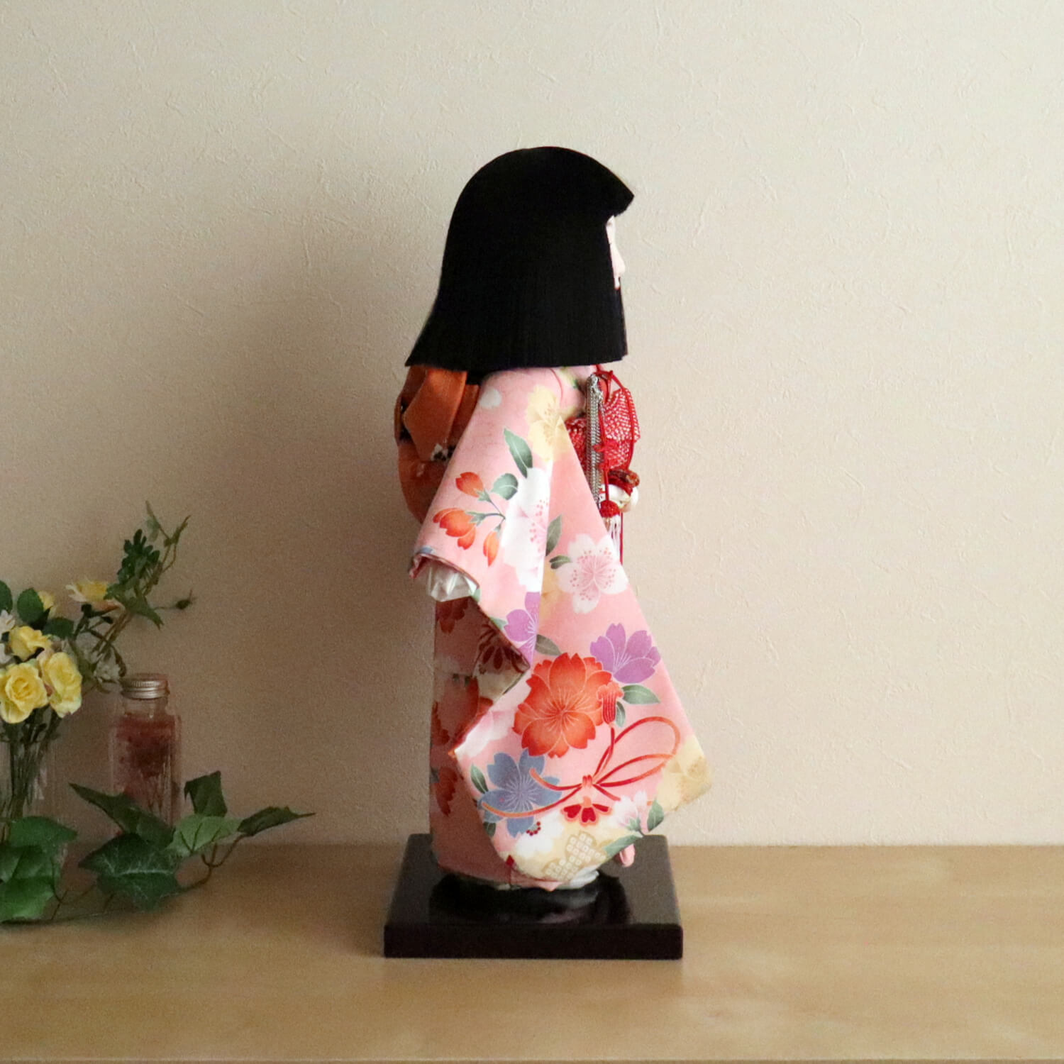 市松人形 薄いピンクの着物 少々難あり 市松人形 薄いピンクの着物