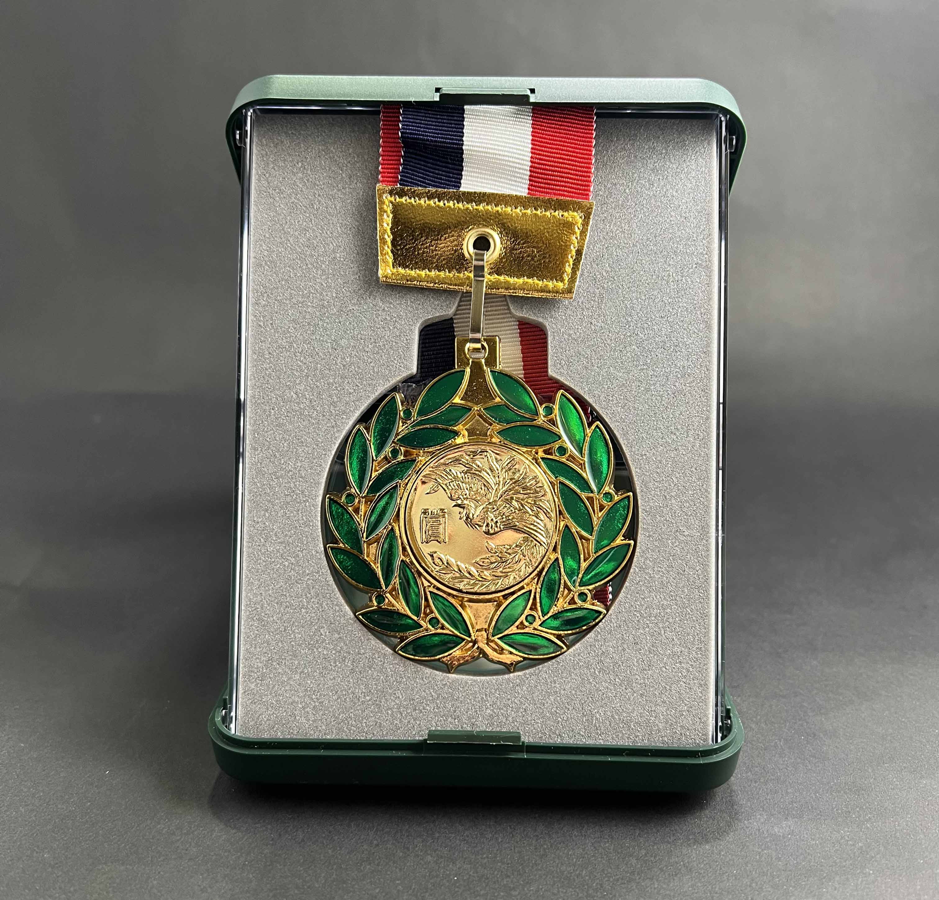 勲章メダル（No.2) / メダルの激安販売｜【創業80周年】トロフィー専門