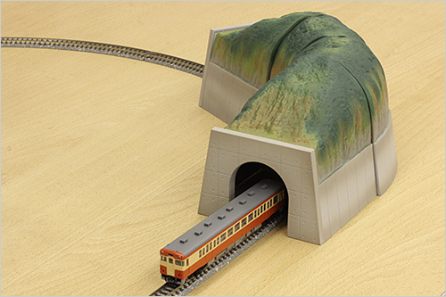 ジオラマ、レイアウトに簡単に設置できるトンネル | 鉄道模型 通販・N