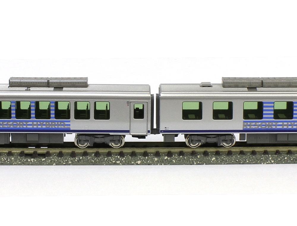 HB-E300系「リゾートしらかみ」(青池編成) 4両セット | KATO(カトー