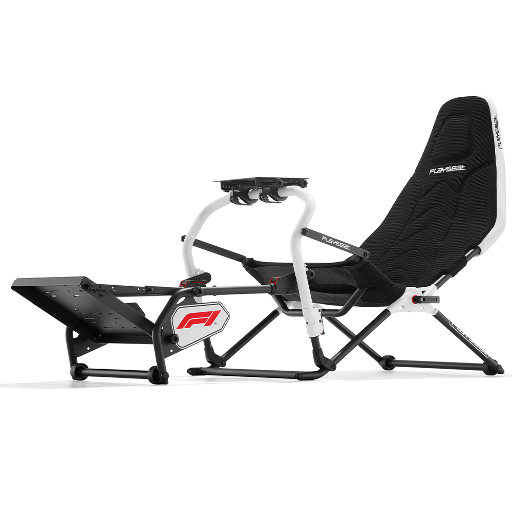 Playseat レーシングシミュレータ – 株式会社マイルストーン