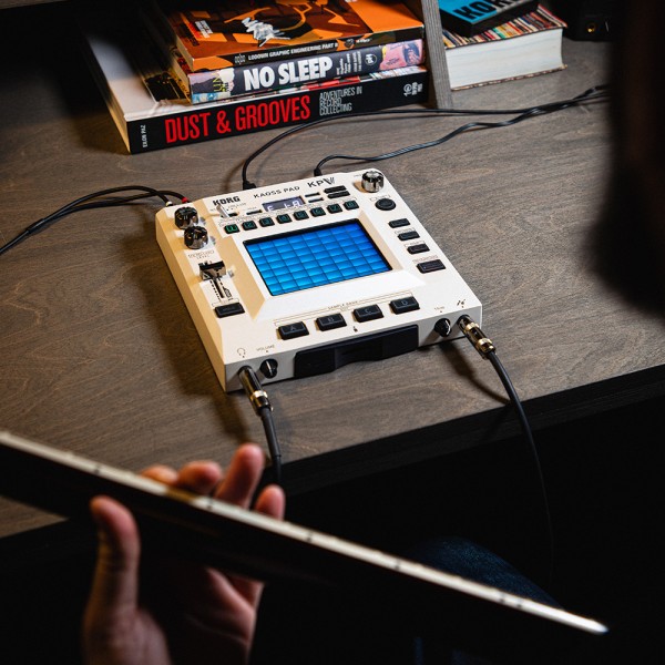KORGがエフェクター＆DJ用サンプラー「KAOSS PAD V」を発表！現代の