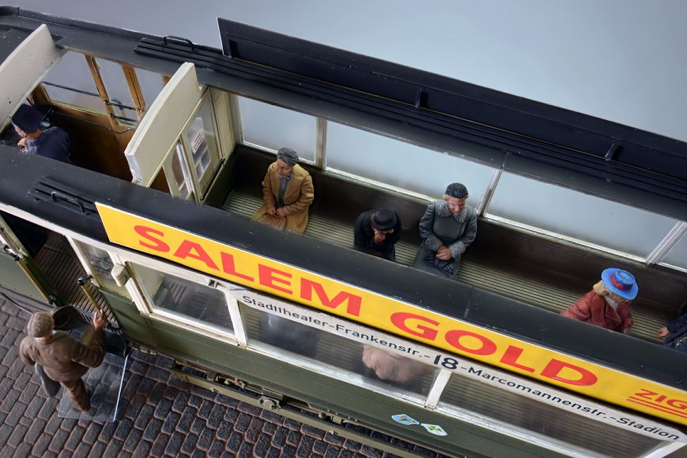 ミニアート[MA38009]1/35 ヨーロッパ路面電車 ＜路面ベース付＞ - M.S