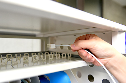 New Tablet*Cart タブレットを最大48台を保管できる充電保管庫