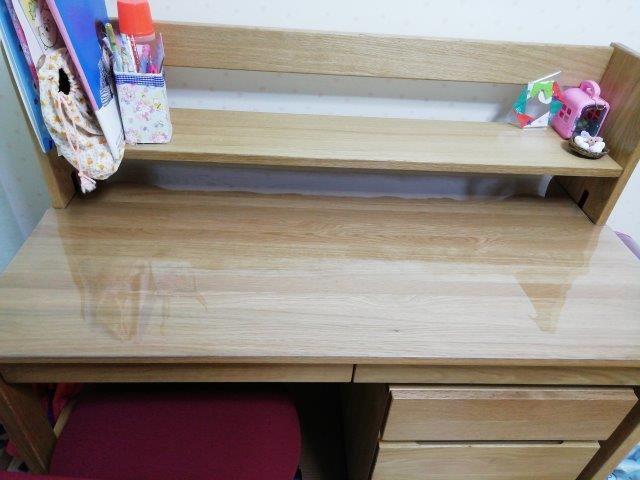 子どもの学習机用にデスクマットを購入してみて☆彡 | 透明テーブル