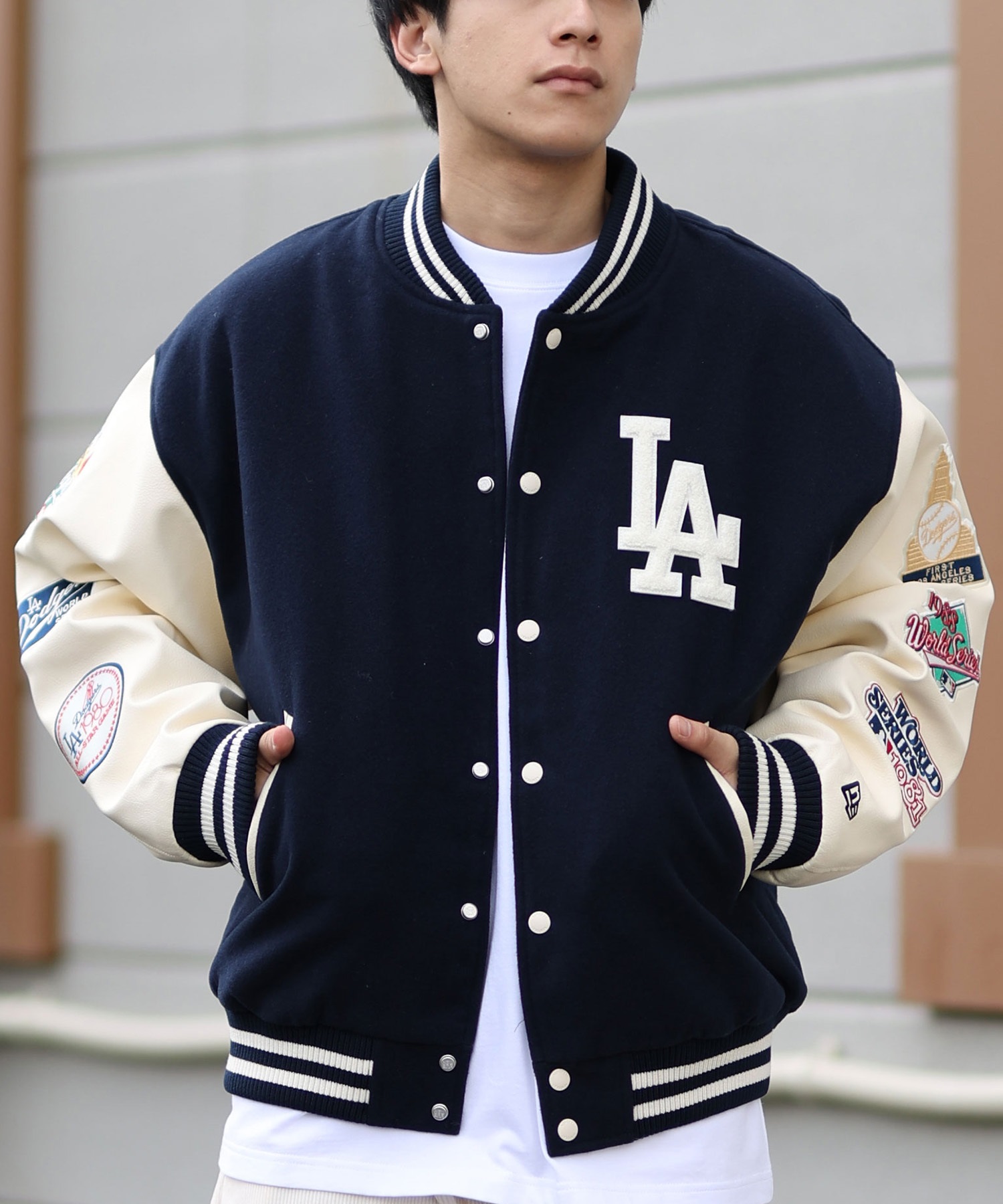 Majestic Dodgers ドジャース スタジャン Mサイズ Los Angeles Dodgers