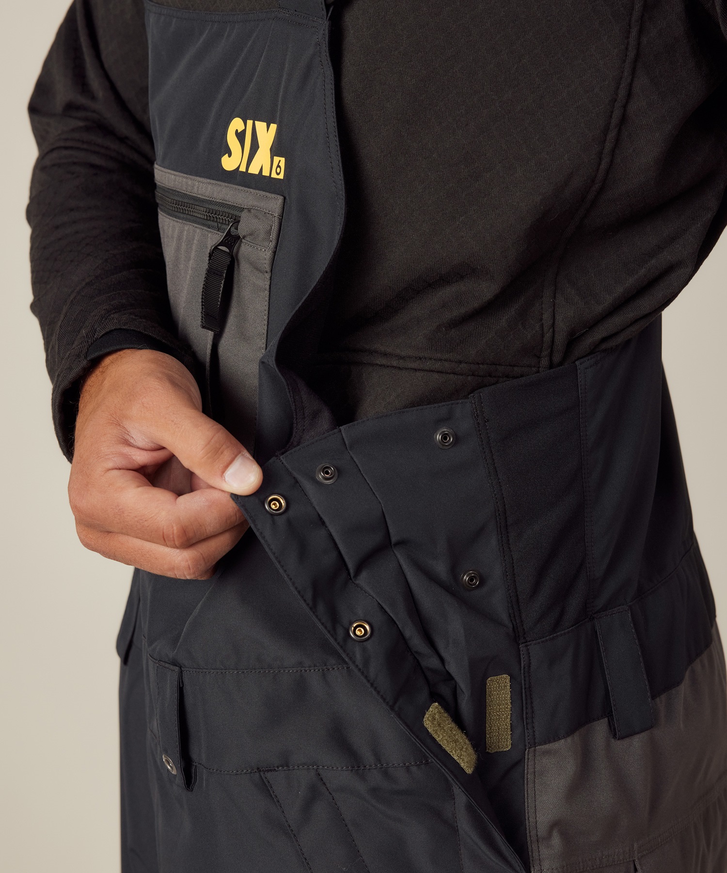 686 シックスエイトシックス SIX FAN BIB スノーボード ウェア パンツ