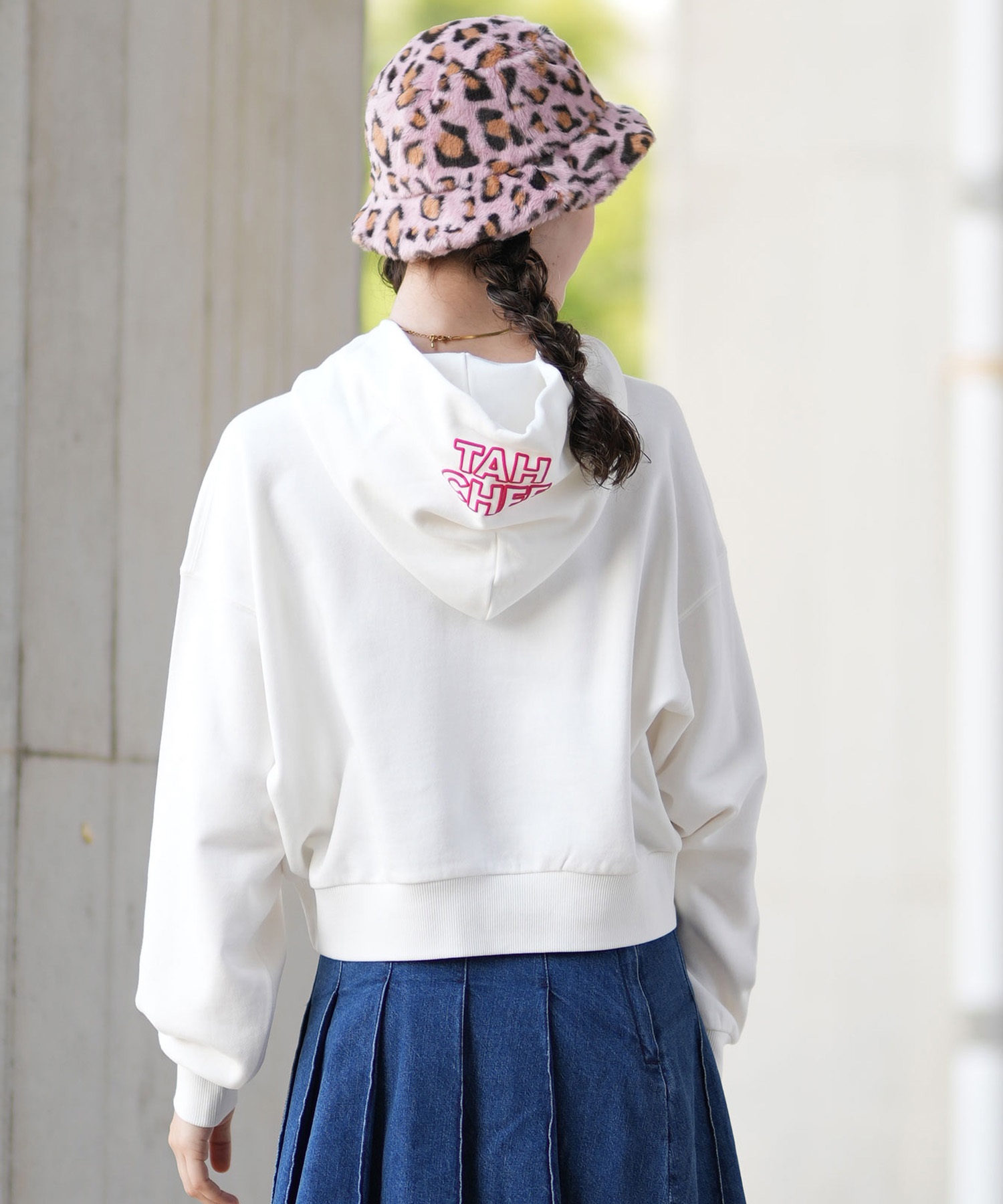 TAHCHEE ターチー パーカー レディース プルオーバー スウェット