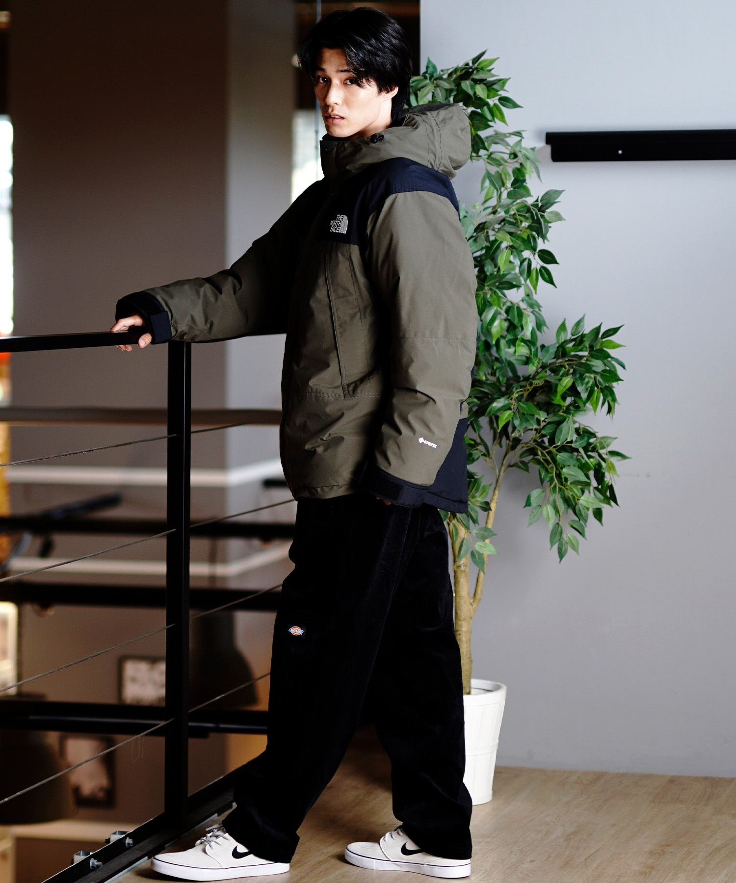 THE NORTH FACE ザ・ノース・フェイス メンズ ジャケット Mountain