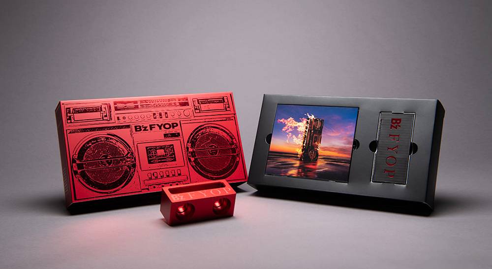 音楽】B'z、通算23作目となるオリジナルAL発売決定 数量限定盤にメタル